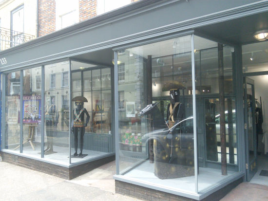 Skippings_vitrines_bl